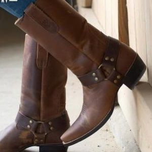 Arita Size 7.5 Ladies Hollywood Brown Leather Cowgirl Boots.